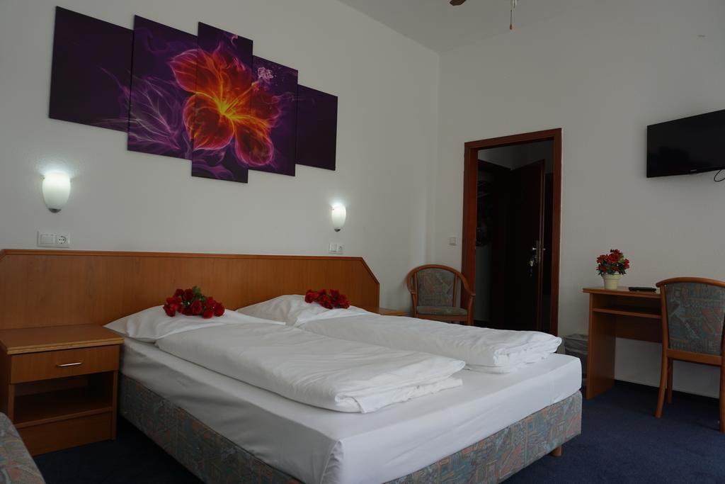 Itm Hotel Oase Amburgo Camera foto