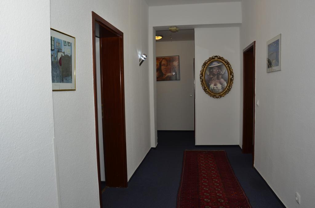 Itm Hotel Oase Amburgo Esterno foto