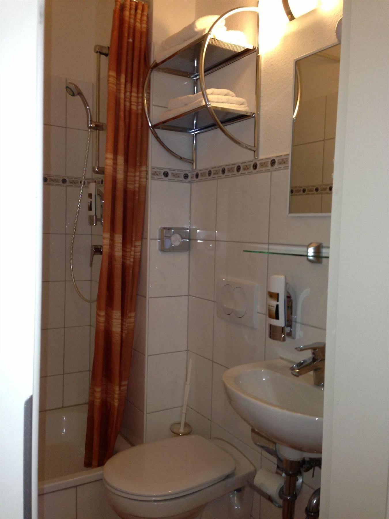 Itm Hotel Oase Amburgo Esterno foto